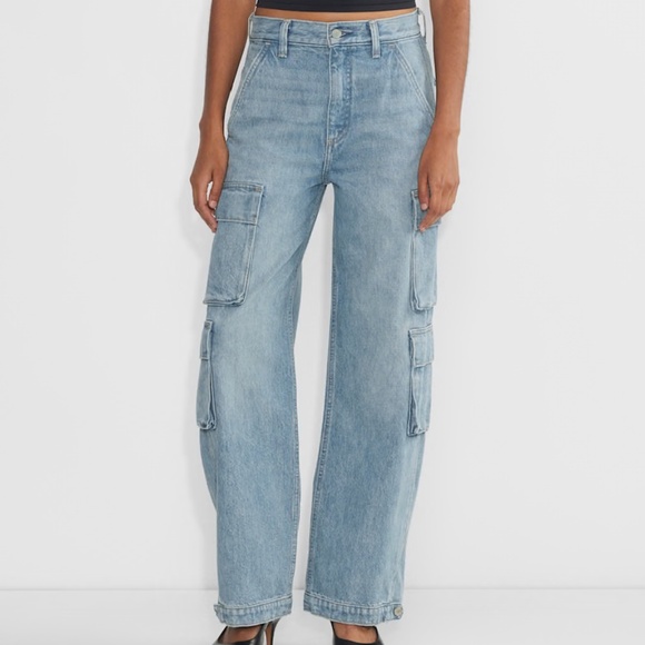 Aritzia The '90s Millie Hi-rise Cargo Jean - Picture 1 of 3